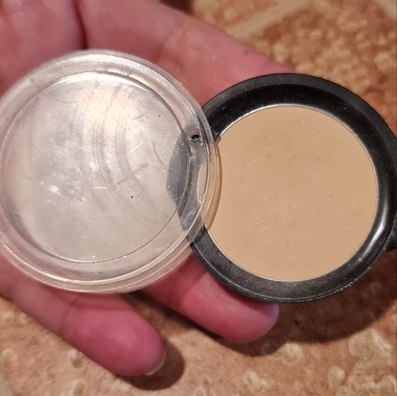 Sorme XL Pans Long Lasting Wet & Dry Eyeshadow Vit C Bare #608 & Bone #605 - Picture 5 of 7